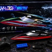 Скоростной катер на радиоуправлении для игр на воде